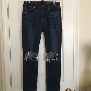 American Eagle Boyfriend jeans!!